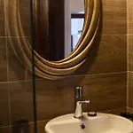 酒店 April Luxury (adults Only) 4*