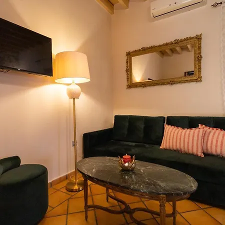 April Luxury (adults Only) Szálloda