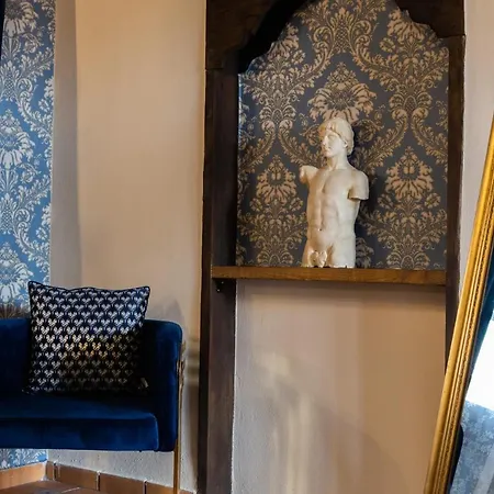 April Luxury (adults Only) 酒店 4*