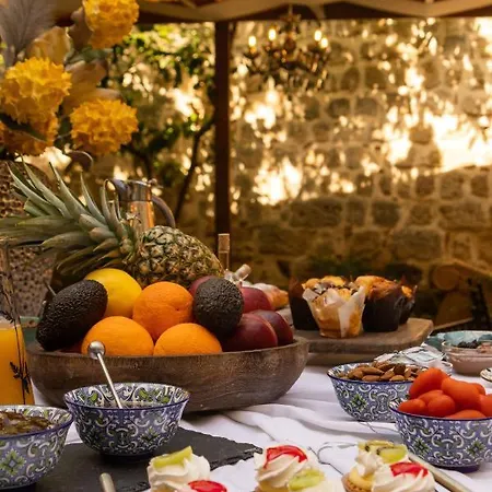 April Luxury (adults Only) Szálloda