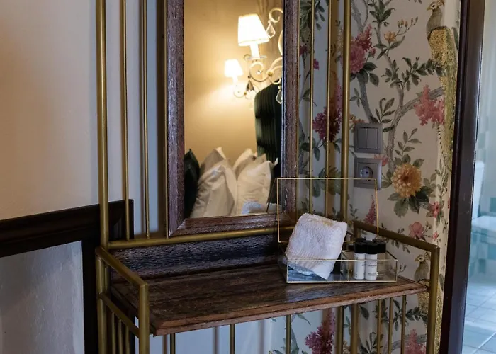 Hotel April Luxury (adults Only)