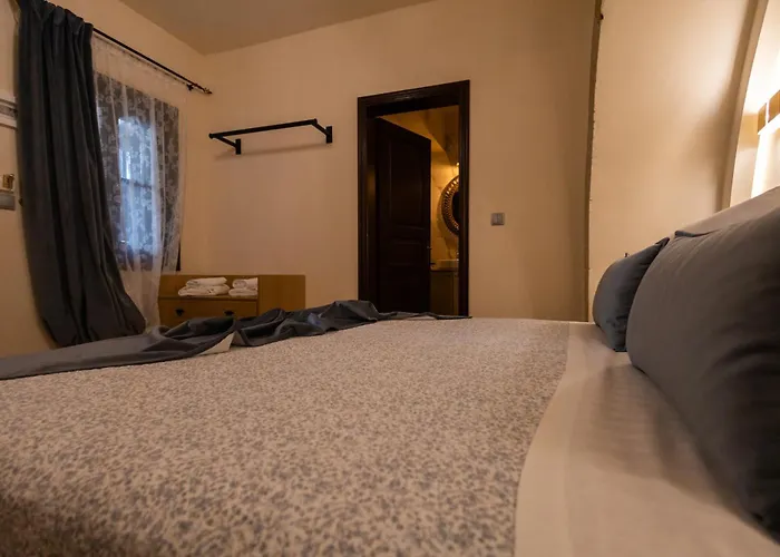 April Luxury (adults Only) Hotel 4*